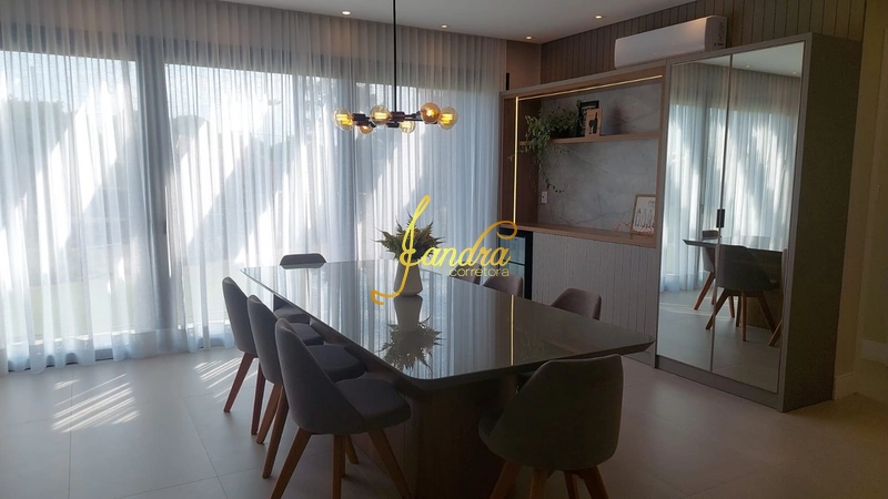 Casa térrea com 4 suítes  mobiliada e decorada: 18ª foto da galeria de imagens do imóvel