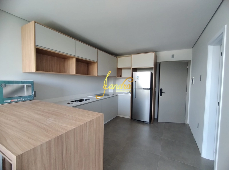 Apartamento de 1dormitório de frente para infra e com box Mobilia fixa: 4ª foto da galeria de imagens do imóvel