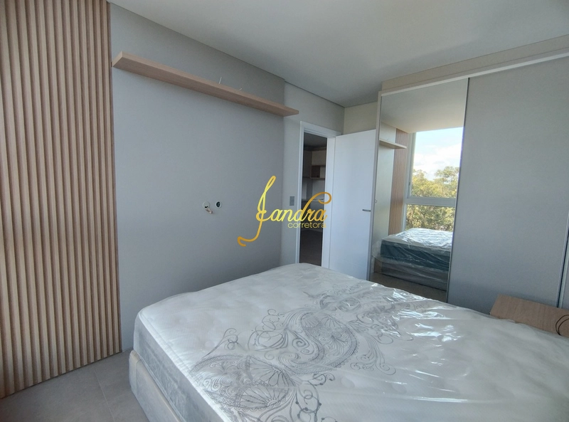 Apartamento de 1dormitório de frente para infra e com box Mobilia fixa: 3ª foto da galeria de imagens do imóvel