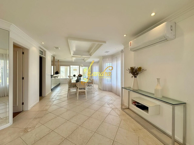 Excelente sobrado no condominio Lagos com Piscina e 04 suites: 14ª foto da galeria de imagens do imóvel