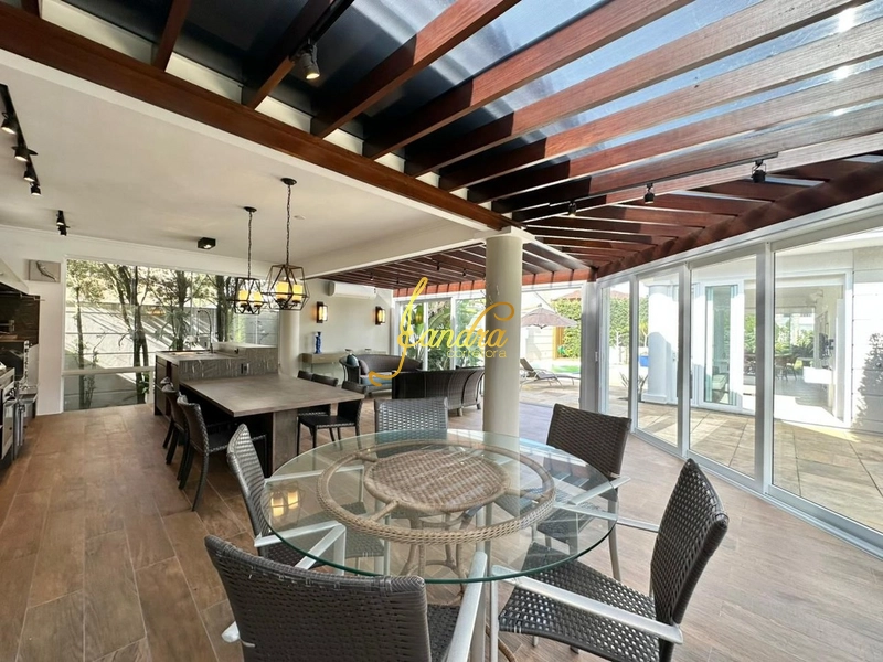 Excelente sobrado no condominio Lagos com Piscina e 04 suites: 23ª foto da galeria de imagens do imóvel