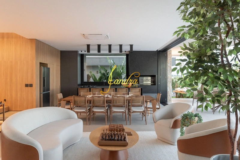 Sobrado beira Lago, mobiliado e decorado com 06 suítes: 6ª foto da galeria de imagens do imóvel