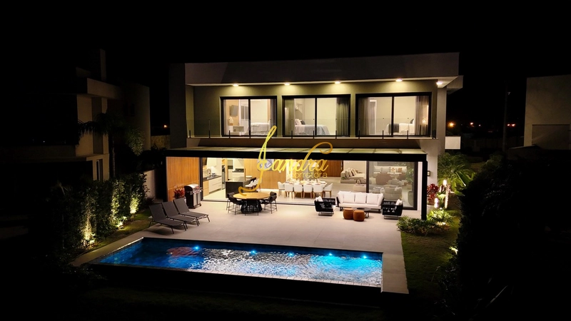 Sobrado Beira Lago,  mobiliado e decorado com 05 suítes e piscina: 52ª foto da galeria de imagens do imóvel