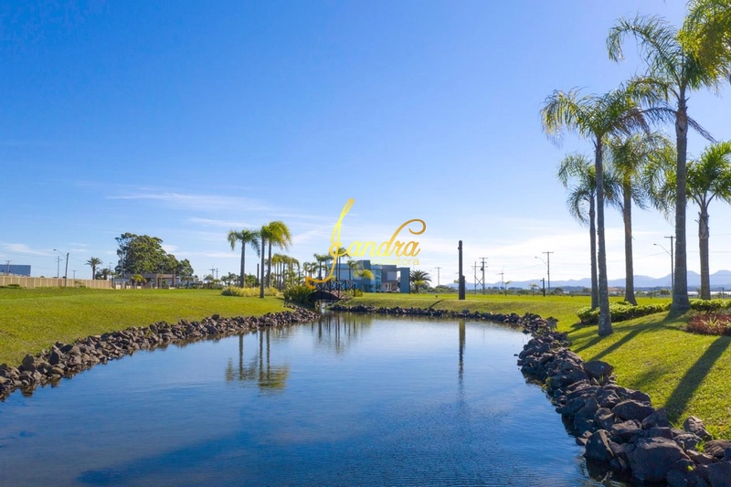 Lote  condominio fechado beira lago: 9ª foto da galeria de imagens do imóvel