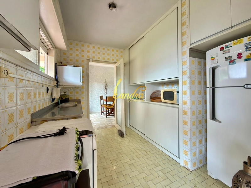 Casa perto do mar e do centrinho de Atlântida,  com dois lotes: 14ª foto da galeria de imagens do imóvel
