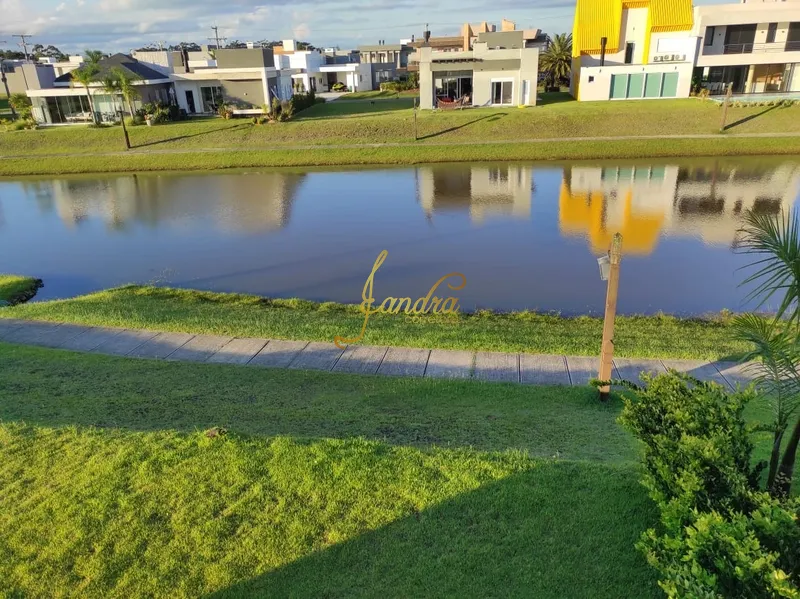 Belíssimo sobrado beira lago no Capão Ilhas Resort: 9ª foto da galeria de imagens do imóvel