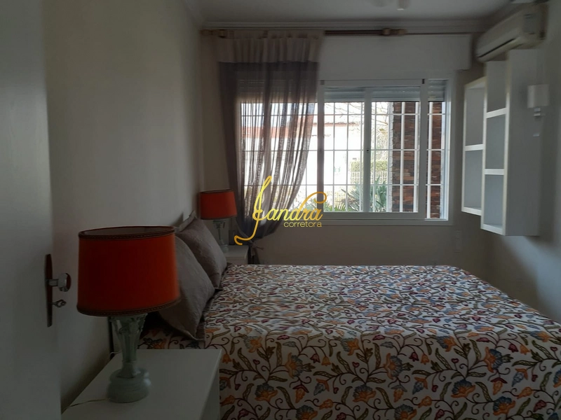 Casa bem localizada, finamente mobiliada e decorada.: 4ª foto da galeria de imagens do imóvel