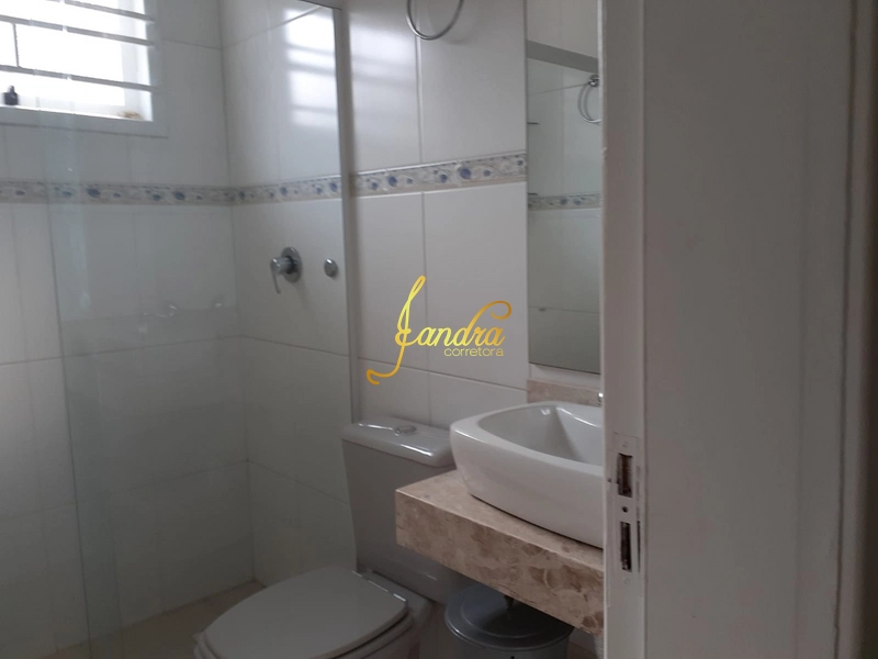 Casa bem localizada, finamente mobiliada e decorada.: 8ª foto da galeria de imagens do imóvel