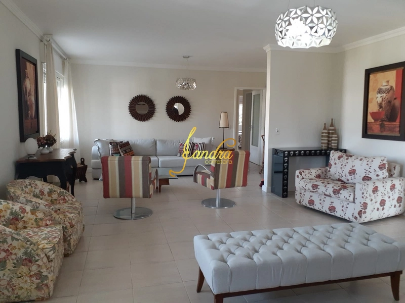 Casa bem localizada, finamente mobiliada e decorada.: 25ª foto da galeria de imagens do imóvel