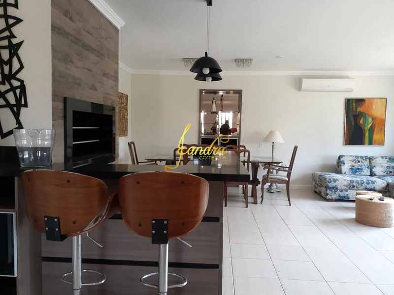 Casa bem localizada, finamente mobiliada e decorada.: 21ª foto da galeria de imagens do imóvel