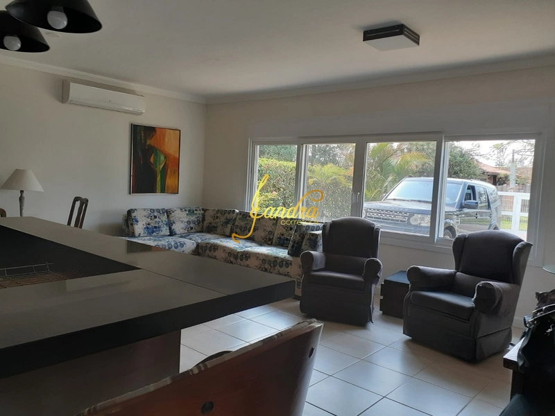 Casa bem localizada, finamente mobiliada e decorada.: 20ª foto da galeria de imagens do imóvel