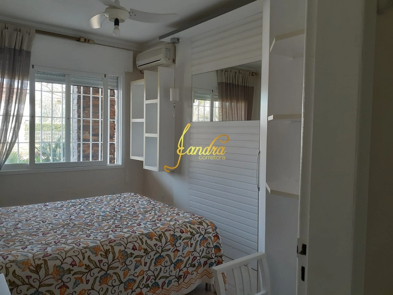 Casa bem localizada, finamente mobiliada e decorada.: 17ª foto da galeria de imagens do imóvel