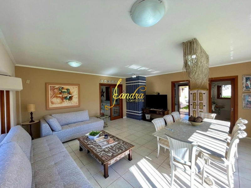 Casa térrea mobiliada e decorada em dois lotes, ótima localização: 33ª foto da galeria de imagens do imóvel