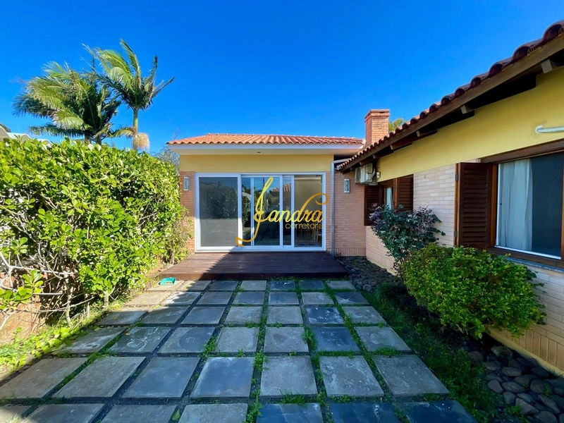 Casa térrea mobiliada e decorada em dois lotes, ótima localização: 45ª foto da galeria de imagens do imóvel