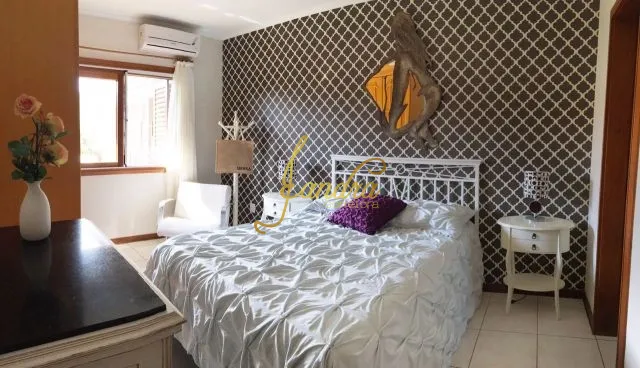 Casa térrea mobiliada e decorada em dois lotes, ótima localização: 77ª foto da galeria de imagens do imóvel