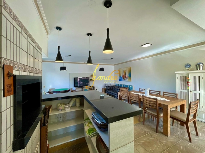 Casa térrea mobiliada e decorada em dois lotes, ótima localização: 27ª foto da galeria de imagens do imóvel