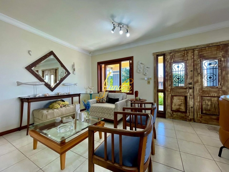 Casa térrea mobiliada e decorada em dois lotes, ótima localização: 21ª foto da galeria de imagens do imóvel