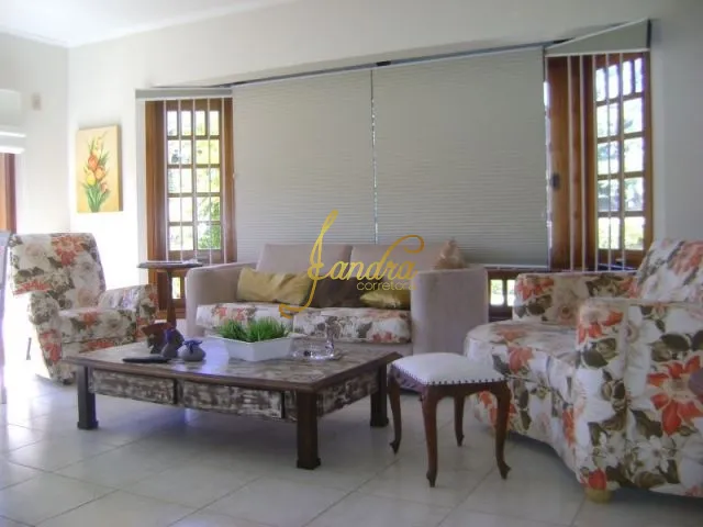 Casa térrea mobiliada e decorada em dois lotes, ótima localização: 96ª foto da galeria de imagens do imóvel