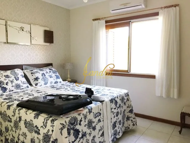 Casa térrea mobiliada e decorada em dois lotes, ótima localização: 79ª foto da galeria de imagens do imóvel