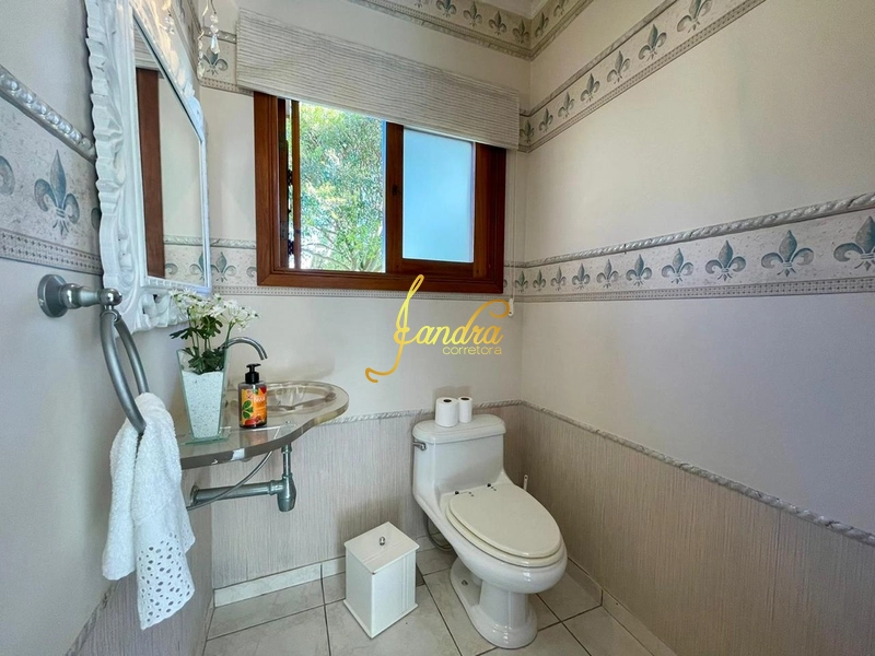 Casa térrea mobiliada e decorada em dois lotes, ótima localização: 34ª foto da galeria de imagens do imóvel