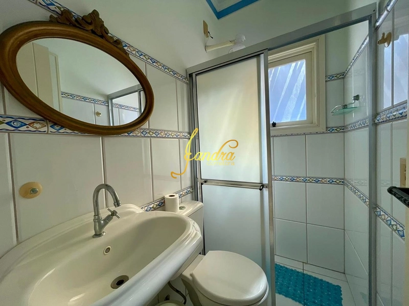 Casa térrea mobiliada e decorada em dois lotes, ótima localização: 20ª foto da galeria de imagens do imóvel