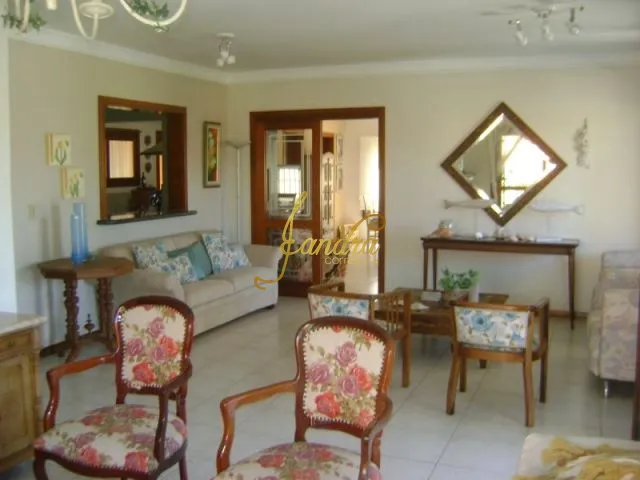 Casa térrea mobiliada e decorada em dois lotes, ótima localização: 94ª foto da galeria de imagens do imóvel