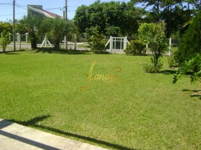 Casa térrea mobiliada e decorada em dois lotes, ótima localização: 67ª foto da galeria de imagens do imóvel