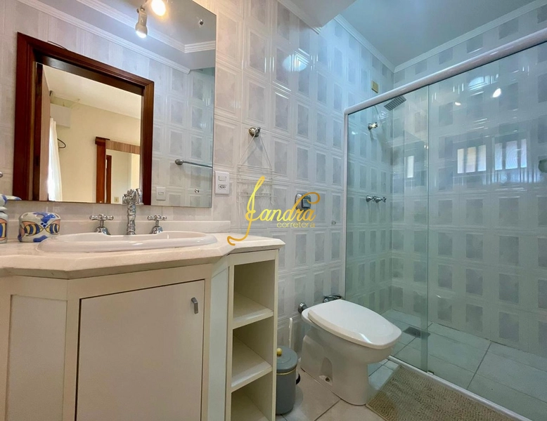 Casa térrea mobiliada e decorada em dois lotes, ótima localização: 17ª foto da galeria de imagens do imóvel