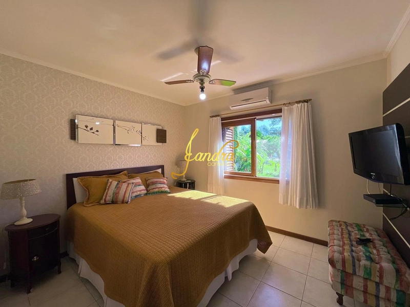 Casa térrea mobiliada e decorada em dois lotes, ótima localização: 53ª foto da galeria de imagens do imóvel
