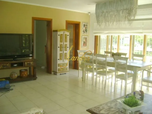 Casa térrea mobiliada e decorada em dois lotes, ótima localização: 98ª foto da galeria de imagens do imóvel