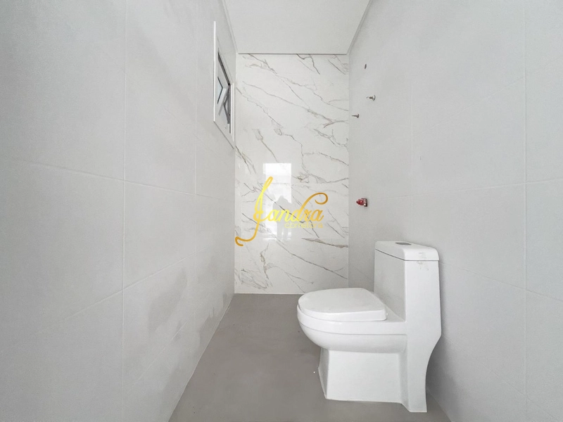 Sobrado no condomínio Sunset com 240m2 de área construída: 5ª foto da galeria de imagens do imóvel