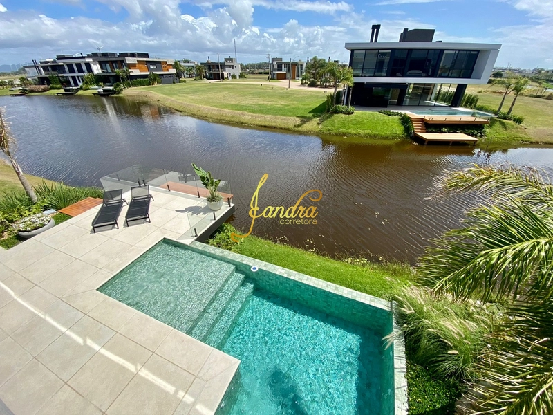 Sobrado mobiliado e decorado, beira Lago: 40ª foto da galeria de imagens do imóvel