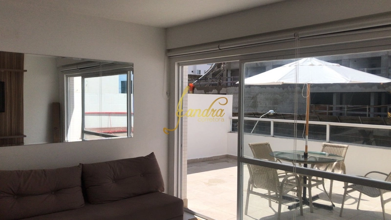 Apartamento de frente com terraço: 8ª foto da galeria de imagens do imóvel