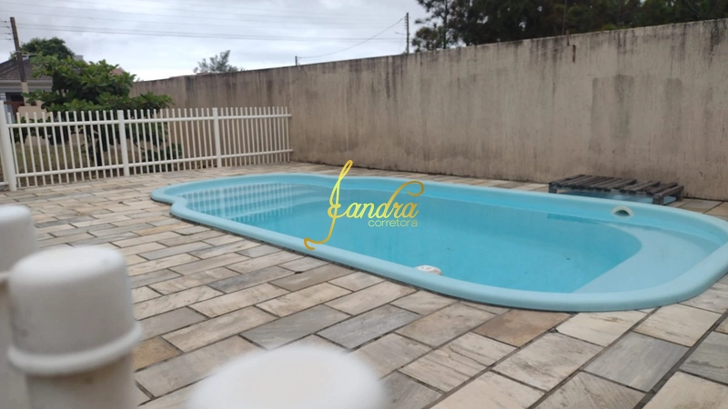 Sobrado com 7 dormitórios sendo 5 suítes  e piscina, pertinho do mar: 5ª foto da galeria de imagens do imóvel
