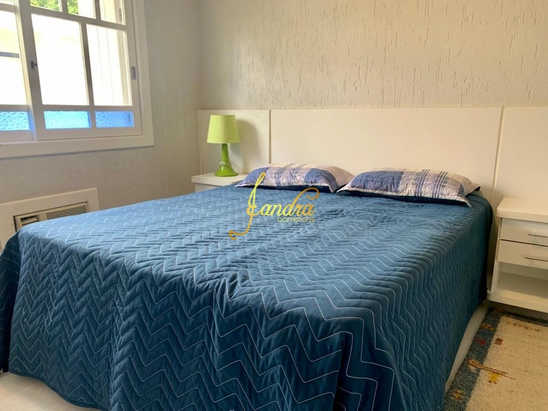 Casa em condomínio com dois terrenos e meio, piscina: 11ª foto da galeria de imagens do imóvel