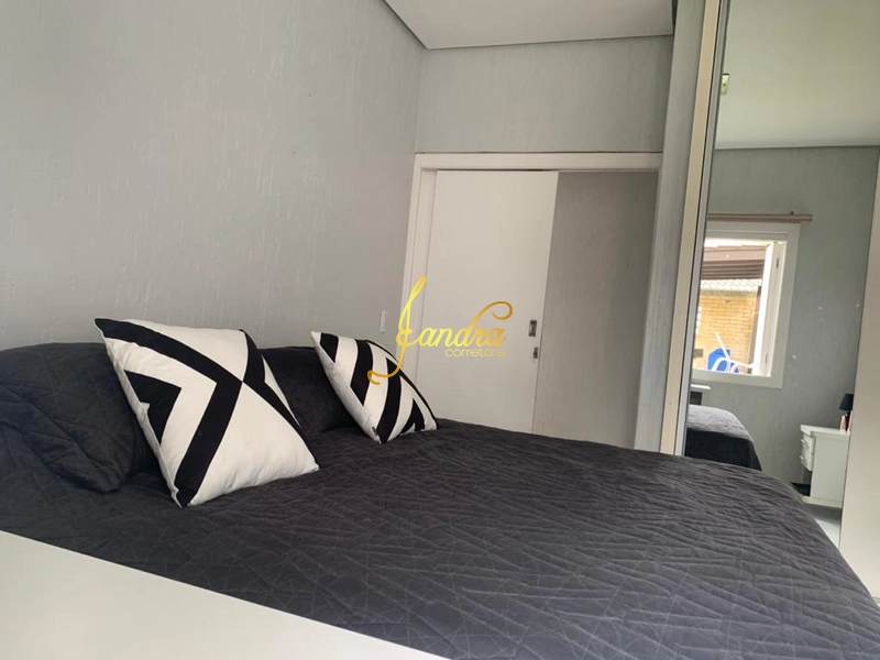 Casa em condomínio com dois terrenos e meio, piscina: 5ª foto da galeria de imagens do imóvel