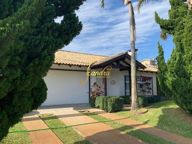 Casa em condomínio com dois terrenos e meio, piscina: 7ª foto da galeria de imagens do imóvel