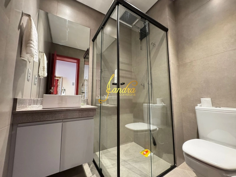 Loft  de frente para infra e com box Mobiliado e decorado: 2ª foto da galeria de imagens do imóvel