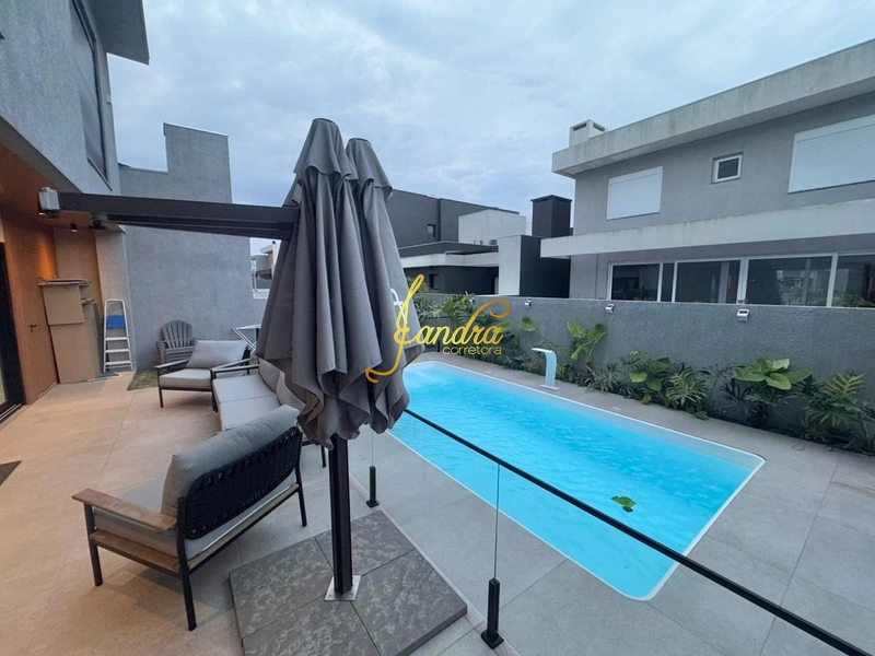 Sobrado no condomínio Sunset com piscina e placa solar: 33ª foto da galeria de imagens do imóvel