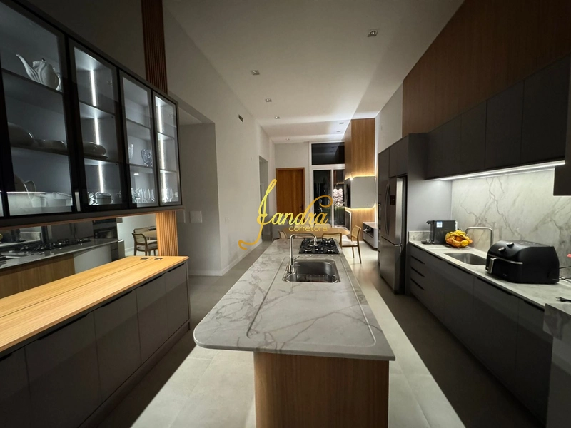 Casa térrea no condomínio Sunset Mobiliado e decorado: 2ª foto da galeria de imagens do imóvel