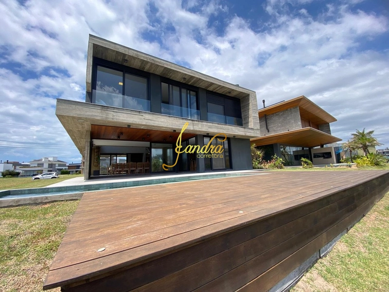 Sobrado com piscina, 06 suítes, mobiliado e decorado: 57ª foto da galeria de imagens do imóvel