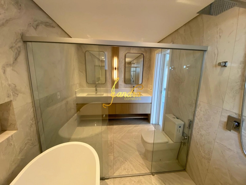 Sobrado com piscina, 06 suítes, mobiliado e decorado: 38ª foto da galeria de imagens do imóvel