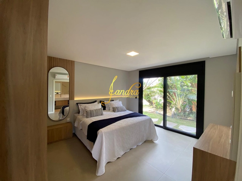 Sobrado com piscina, 06 suítes, mobiliado e decorado: 23ª foto da galeria de imagens do imóvel