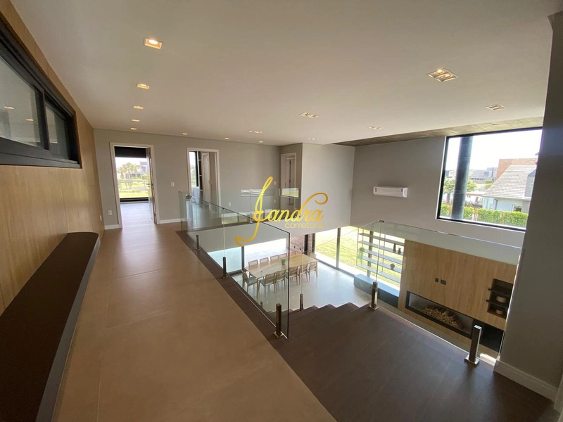 Sobrado com piscina, 06 suítes, mobiliado e decorado: 5ª foto da galeria de imagens do imóvel