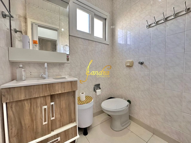 Amplo apartamento reformado de 1 dormitório: 1ª foto da galeria de imagens do imóvel