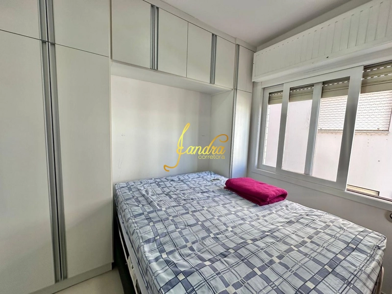 Amplo apartamento reformado de 1 dormitório: 5ª foto da galeria de imagens do imóvel