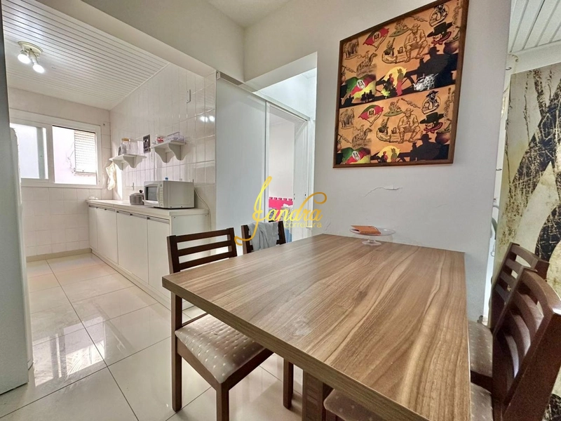 Amplo apartamento reformado de 1 dormitório: 7ª foto da galeria de imagens do imóvel