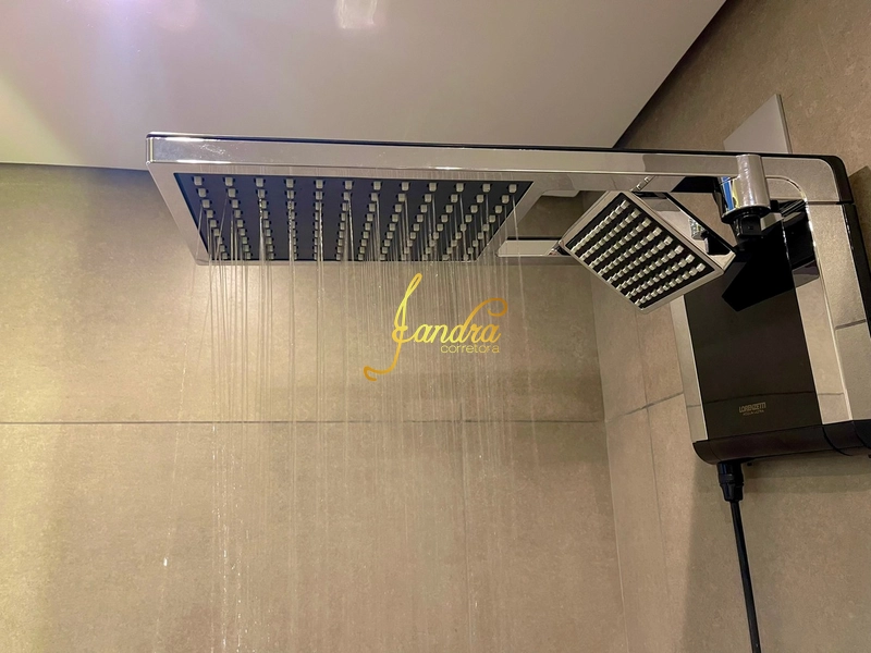 Apartamento de 2 dormitórios de frente para  infra e com box: 1ª foto da galeria de imagens do imóvel