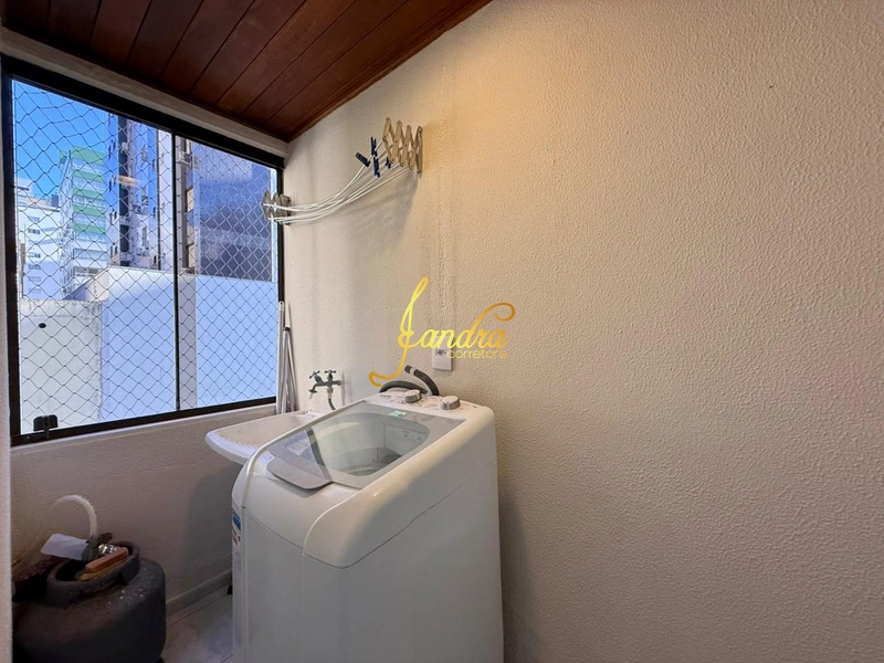 Apartamento amplo de 1 dormitório  pertinho do mar: 7ª foto da galeria de imagens do imóvel