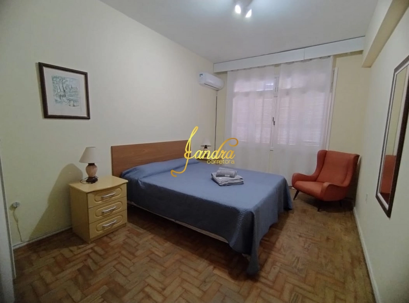 Apartamento com sacada e vista mar: 1ª foto da galeria de imagens do imóvel